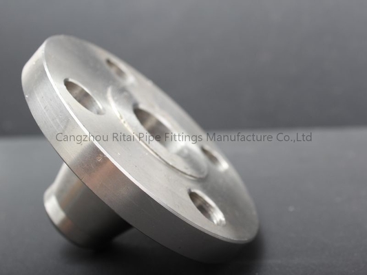 6 acier au carbone plat de la classe 150 de l'acier B16.5 de norme ANSI de bride de cou de soudure de visage de pouce