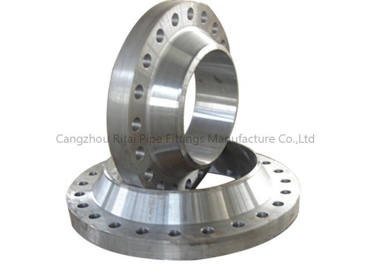 Le cou de soudure de l'acier au carbone A105 brident le noir de forge 150# 300# de rf DIN